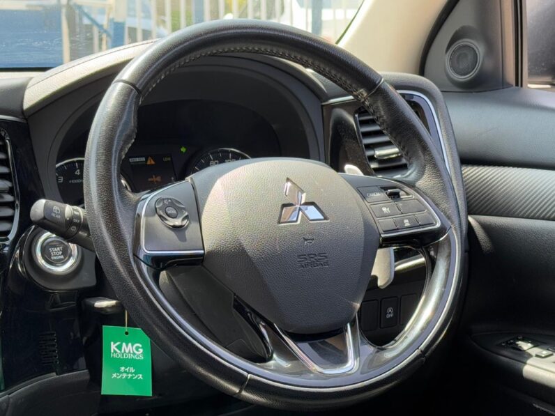 
								Mitsubishi Outlander full									