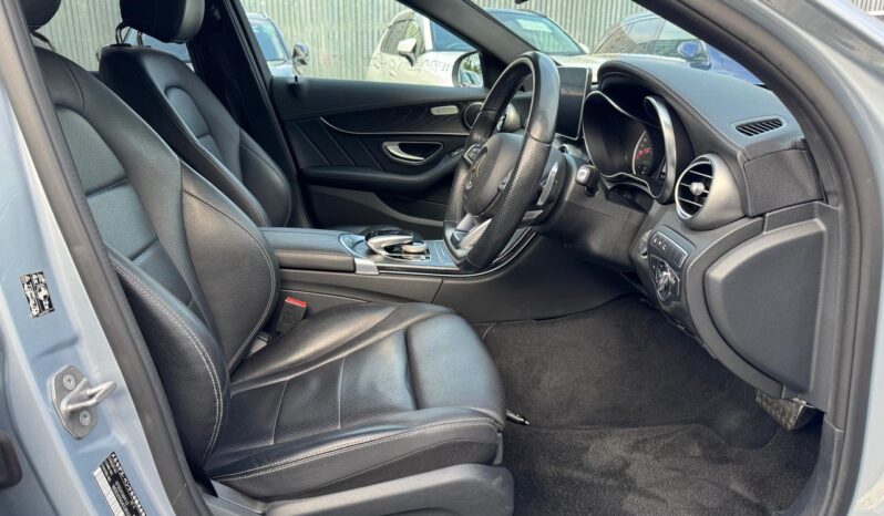 
								Mercedes Benz C200 full									