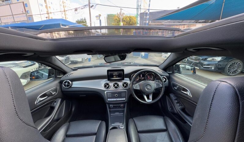 
								Mercedes Benz GLA 220 full									