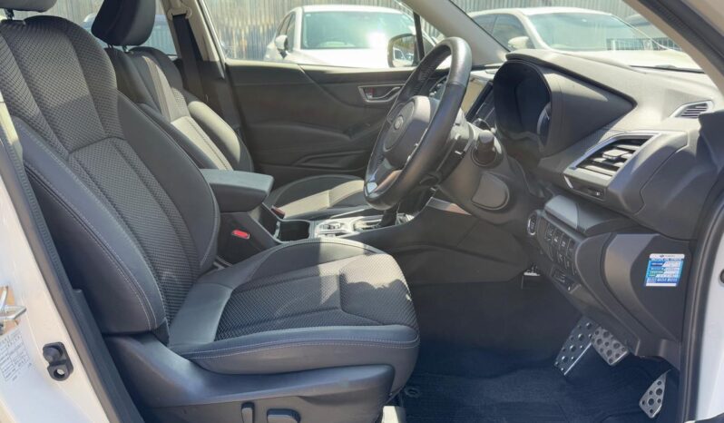 
								Subaru Forester full									