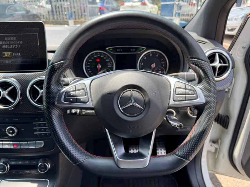 
								Mercedes Benz B180 full									