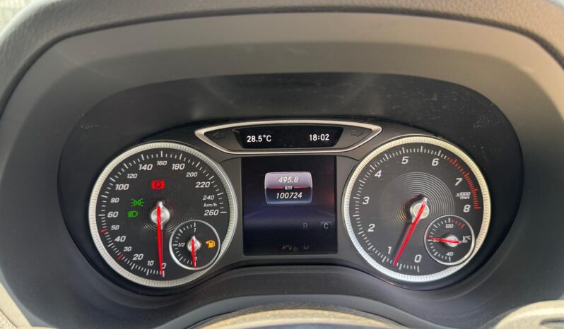 
								Mercedes Benz B180 full									