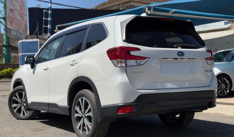 
								Subaru Forester full									