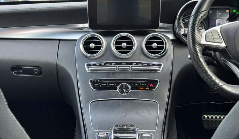 
								Mercedes Benz C200 full									