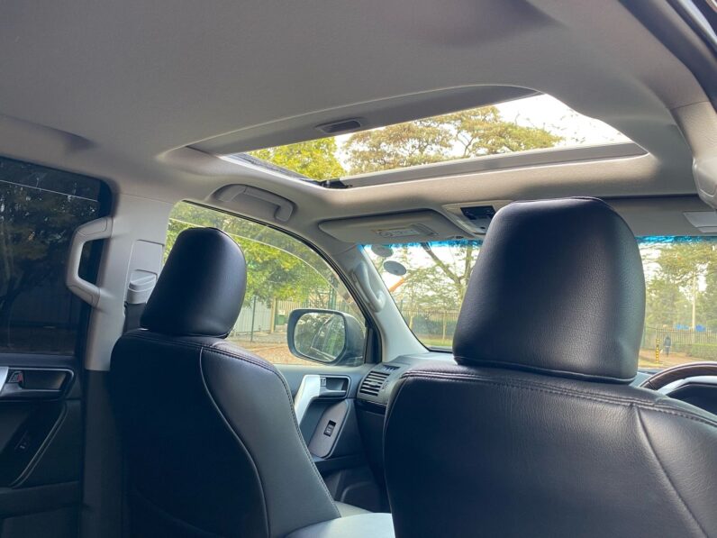 
								Toyota Prado TX full									