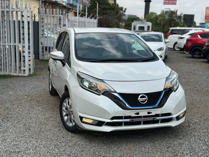 
								Nissan Note full									