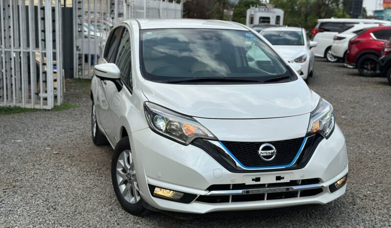 
								Nissan Note full									