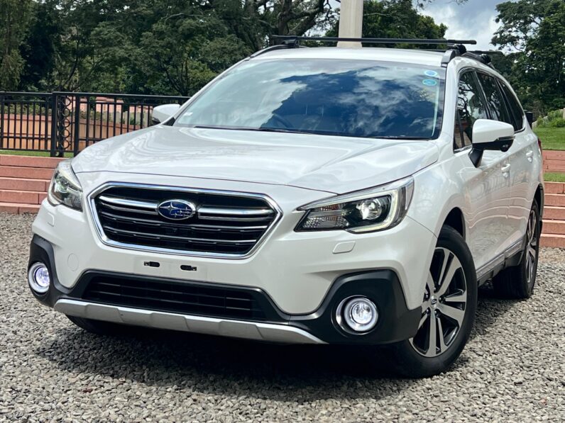 
								Subaru Outback full									