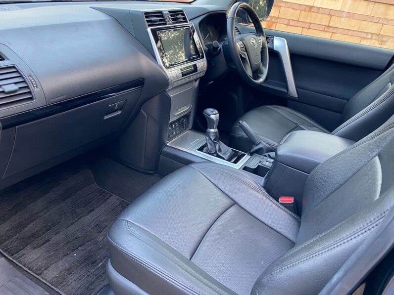 
								Toyota Prado TX full									