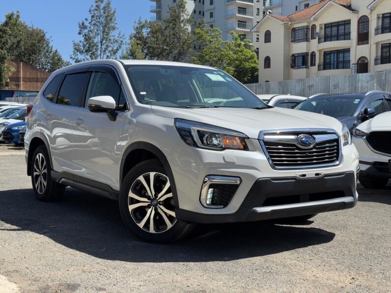 
								Subaru Forester full									