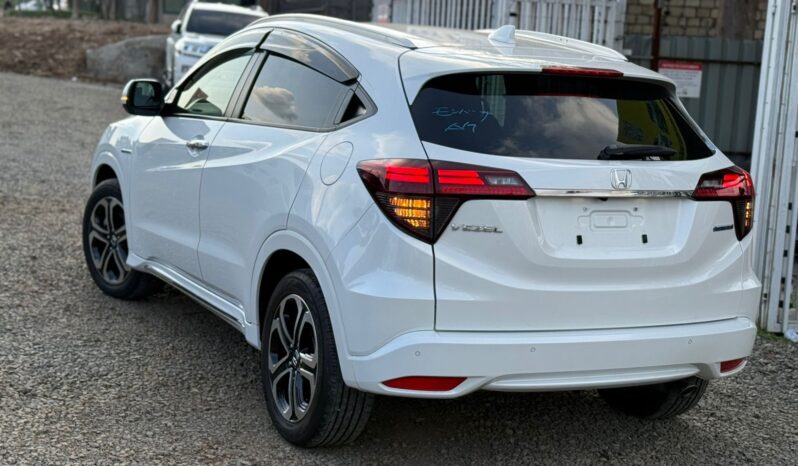 
								Honda Vezel full									