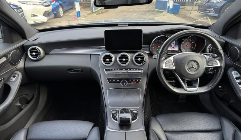 
								Mercedes Benz C200 full									