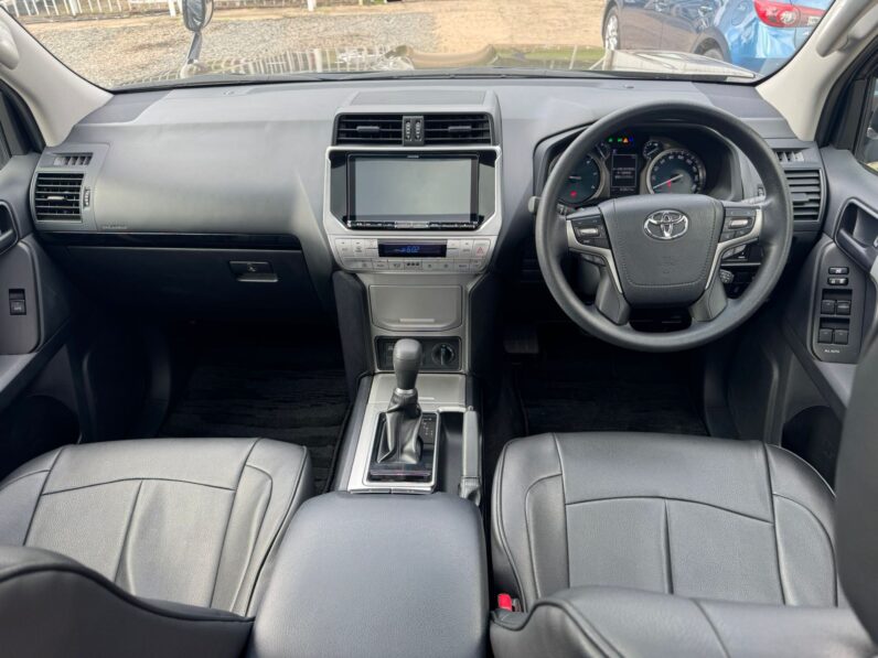 
								Toyota Prado TX full									