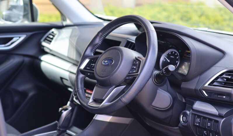 
								Subaru Forester full									