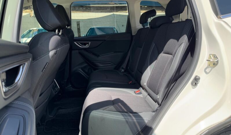 
								Subaru Forester full									