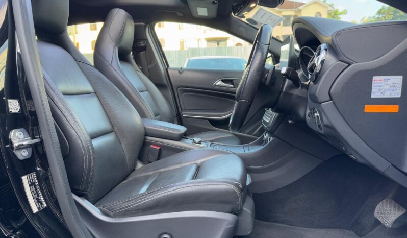 
								Mercedes Benz GLA 220 full									