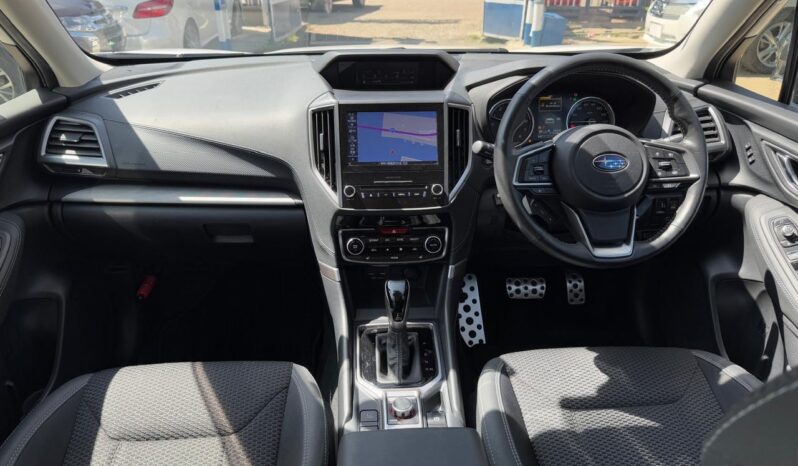 
								Subaru Forester full									