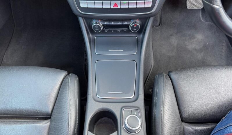 
								Mercedes Benz GLA 220 full									