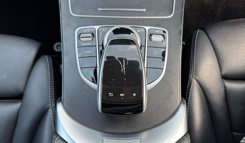 
								Mercedes Benz C200 full									