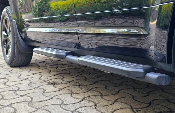 
								Land Rover defender full									