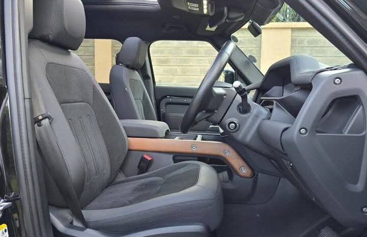 
								Land Rover defender full									