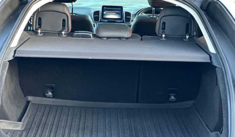 
								Mercedes benz GLE 350d full									