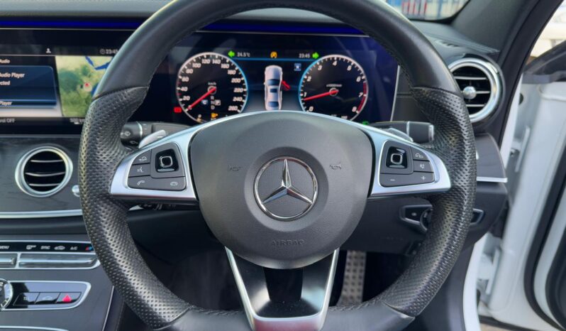 
								Mercedes Benz E250 full									