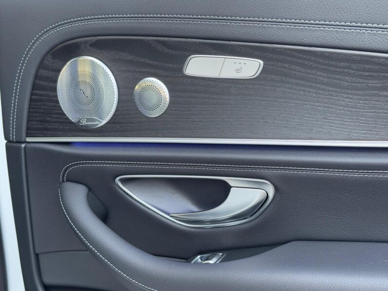 
								Mercedes Benz E250 full									