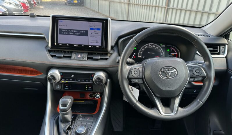 
								Toyota Rav4 adventure full									