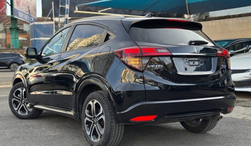 
								Honda Vezel full									