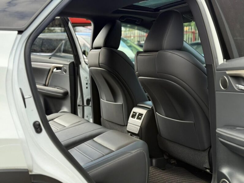 
								Lexus Rx 300 F sports full									