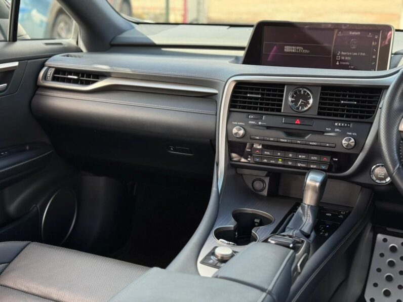 
								Lexus Rx 300 F sports full									