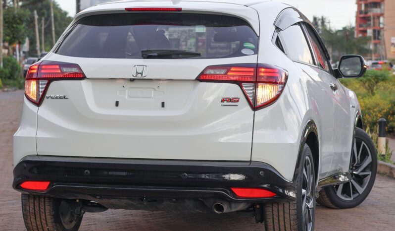 
								Honda vezel Rs full									