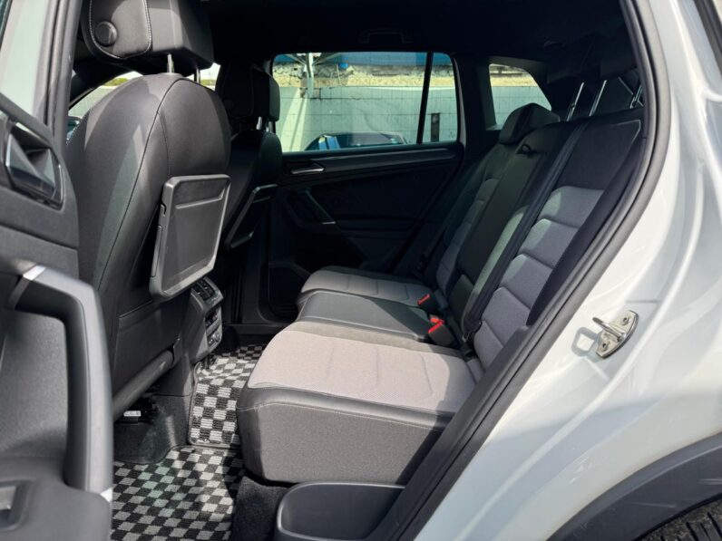 
								Voxwagen Tiguan R line full									