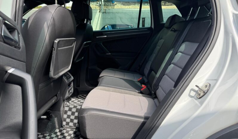 
								Voxwagen Tiguan R line full									