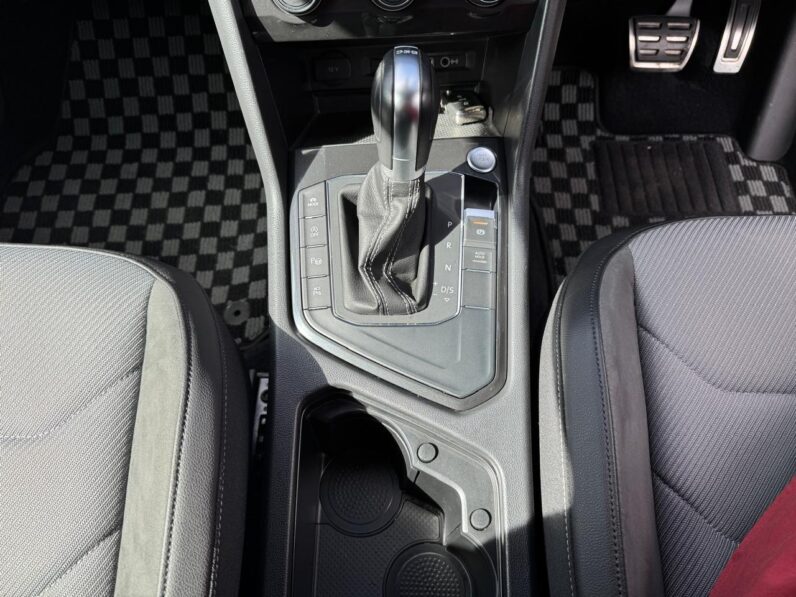 
								Voxwagen Tiguan R line full									