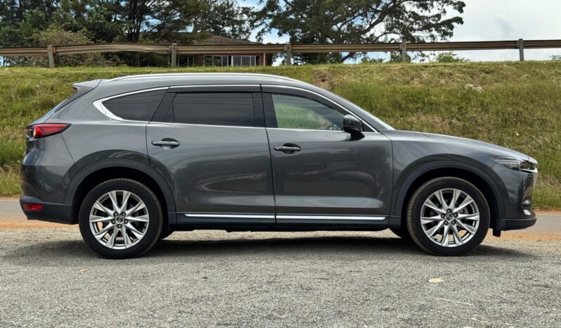 
								Mazda CX-8 full									