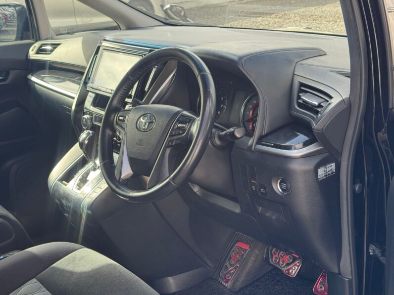 
								Toyota vellfire full									