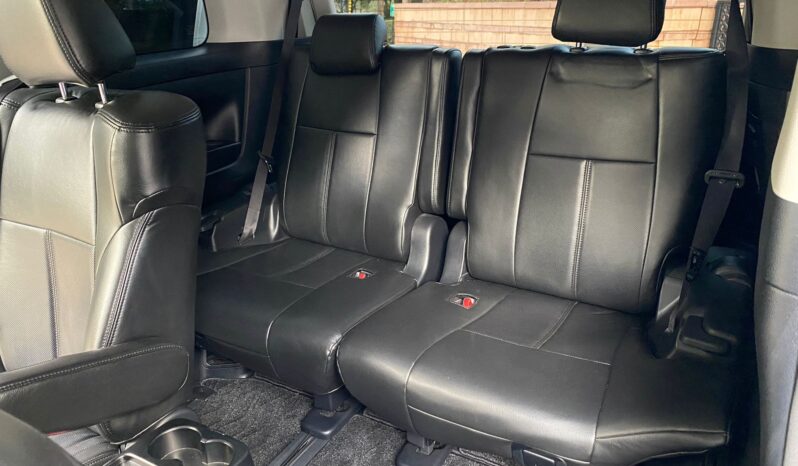 
								Toyota Vellfire full									