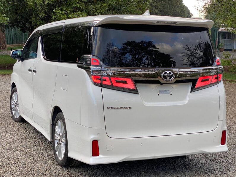 
								Toyota Vellfire full									