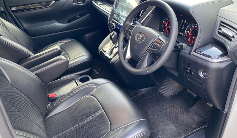 
								Toyota Vellfire full									