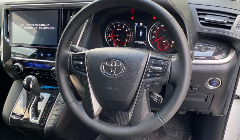 
								Toyota Vellfire full									