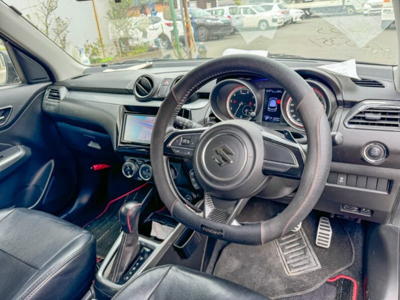 
								Suzuki swift Rs full									