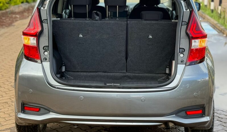 
								Nissan Note full									