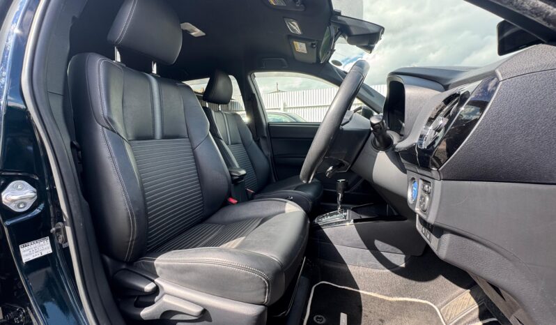 
								Toyota Fielder WXB full									