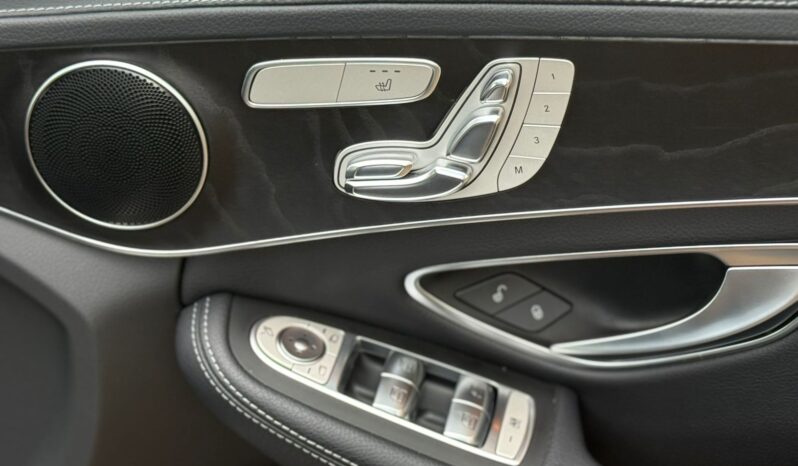 
								Mercedes Benz C200 full									