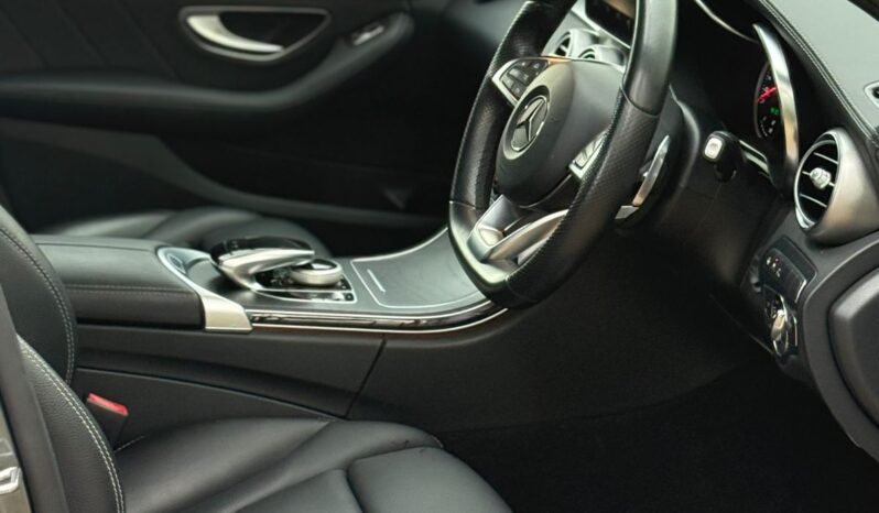 
								Mercedes Benz C200 full									