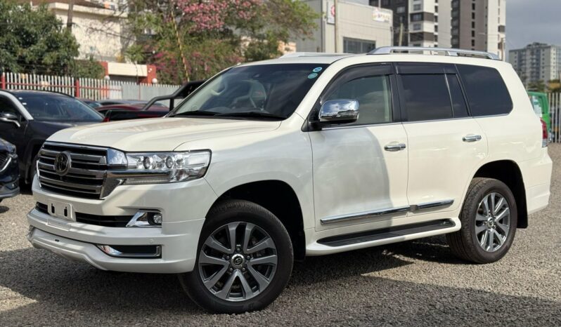 
								Toyota land cruiser Lc200 ZX full									