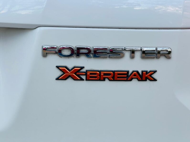 
								Subaru Forester XBREAK full									
