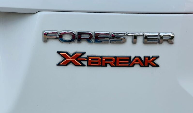 
								Subaru Forester XBREAK full									